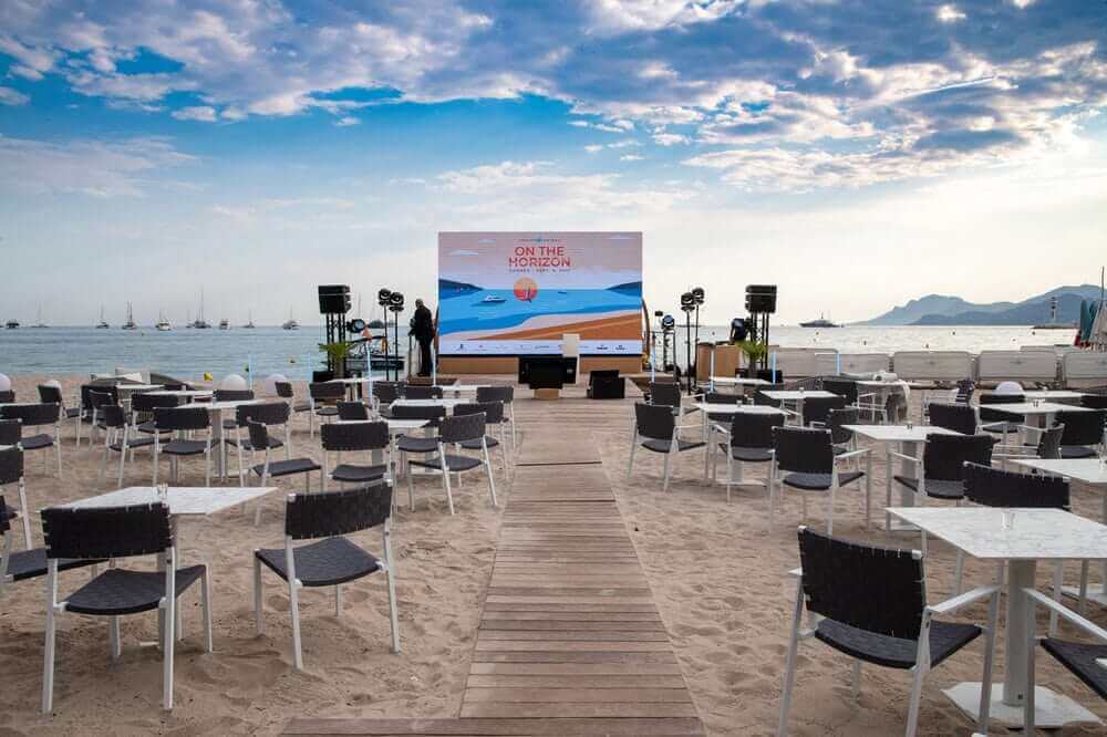 Mixe video jockey cannes